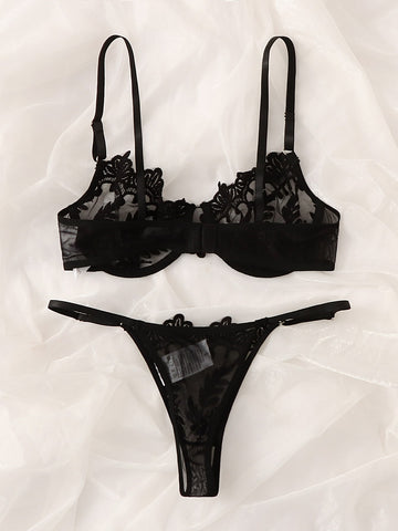 Set de lencería con encaje floral con aro Set de lencería con encaje floral con aro