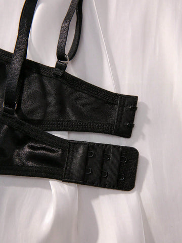 Set de lencería con encaje en contraste con aro Set de lencería con encaje en contraste con aro