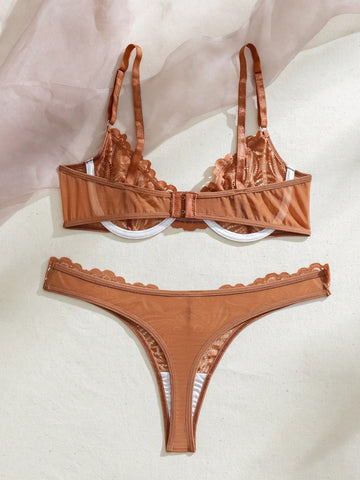 Set de lencería con encaje floral con aro Set de lencería con encaje floral con aro