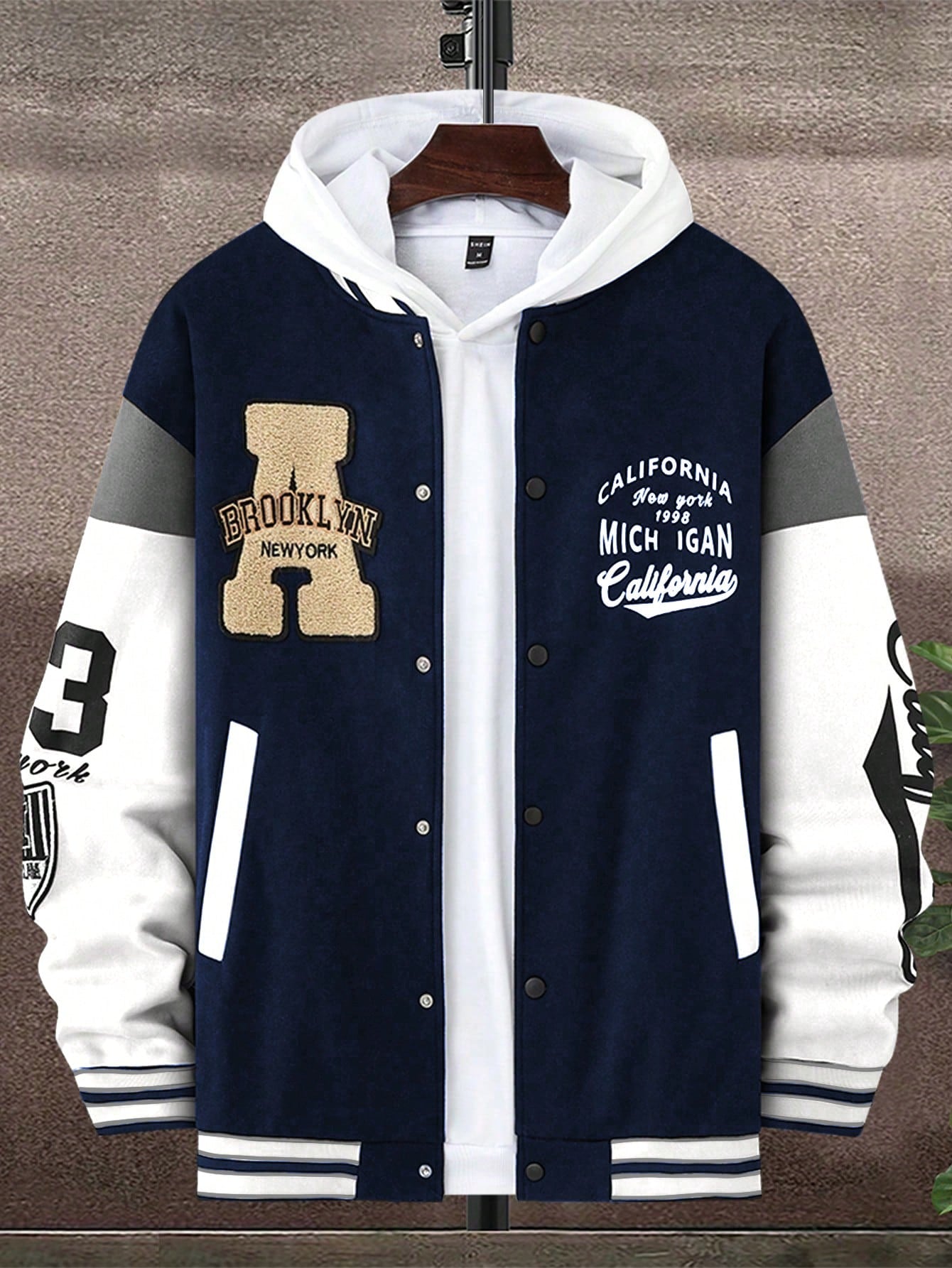 Chaqueta Holgada Con Letra De Los Hombres Impresa Y Parcheada (la