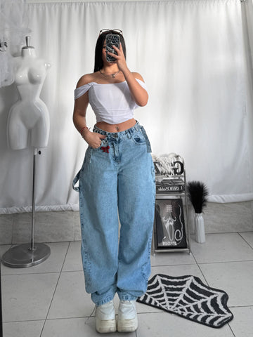 Baggy ajuste Lua azul claro