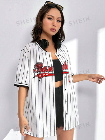 Camisa con estampado de rayas y letra de hombros caídos cuello béisbol