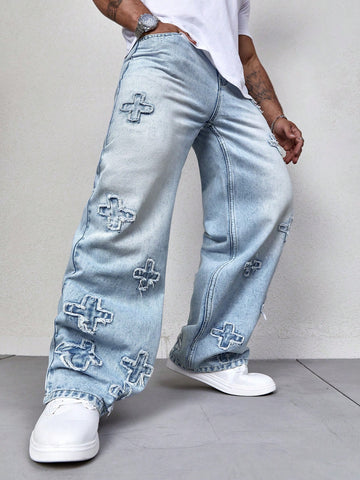 Jeans de pierna ancha para hombre con parche cruzado y dobladillo deshilachado, estilo baggy