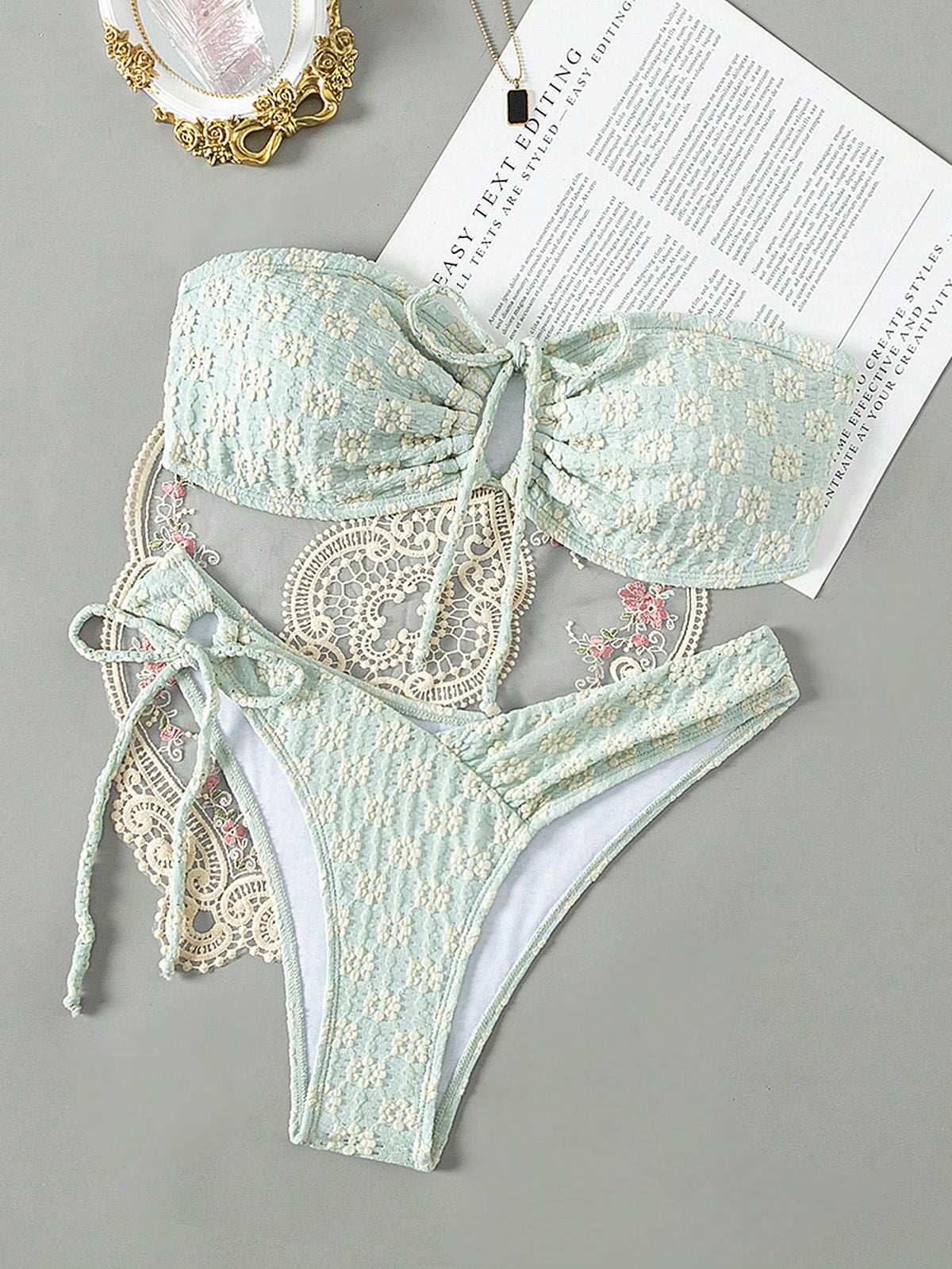 Conjunto de bikini con jacquard floral y banda superior de cordón