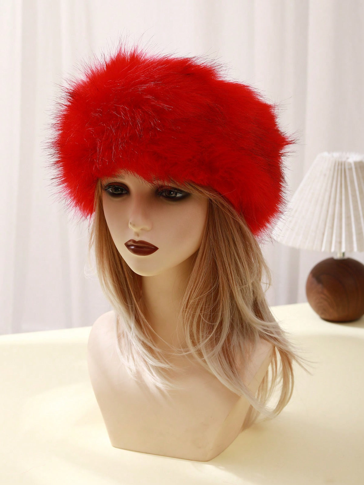 1 Pieza Gorro Blanco Con Orejeras De Peluche Para Mujeres, Elegante Para Días De Nieve