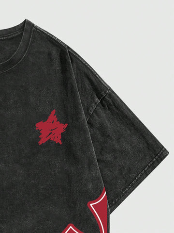 Conjunto de camiseta de manga corta y pantalones cortos con estampado minimalista y cuello redondo