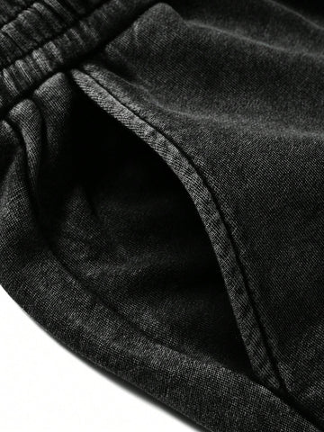 Conjunto de camiseta de manga corta y pantalones cortos con estampado minimalista y cuello redondo