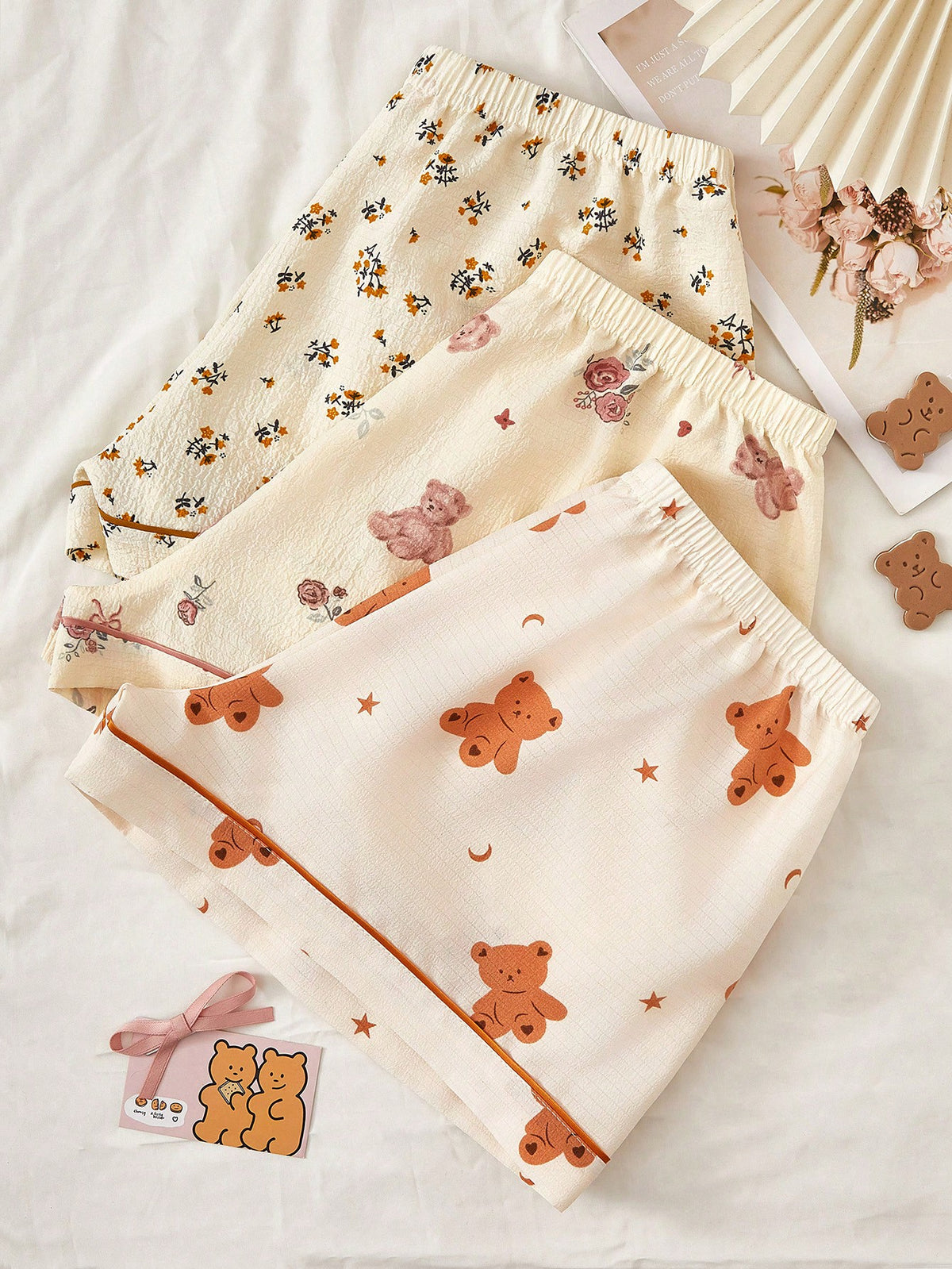 3 piezas Pantalones cortos de pijama con estampado de dibujos animados de burbujas y arrugas