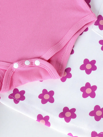 Conjunto de 2 piezas de lindo mameluco de manga corta  y falda para el verano con estampado impreso