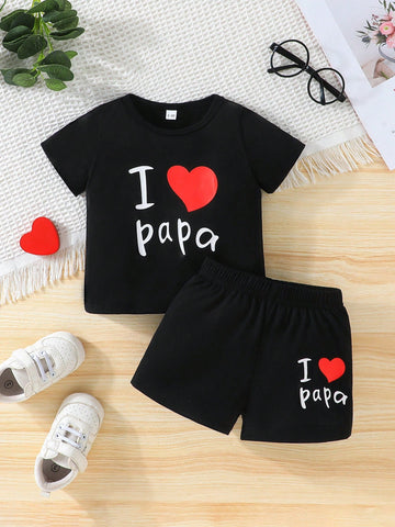 Set de 2 piezas, camiseta de manga corta con estampado y pantalones cortos.