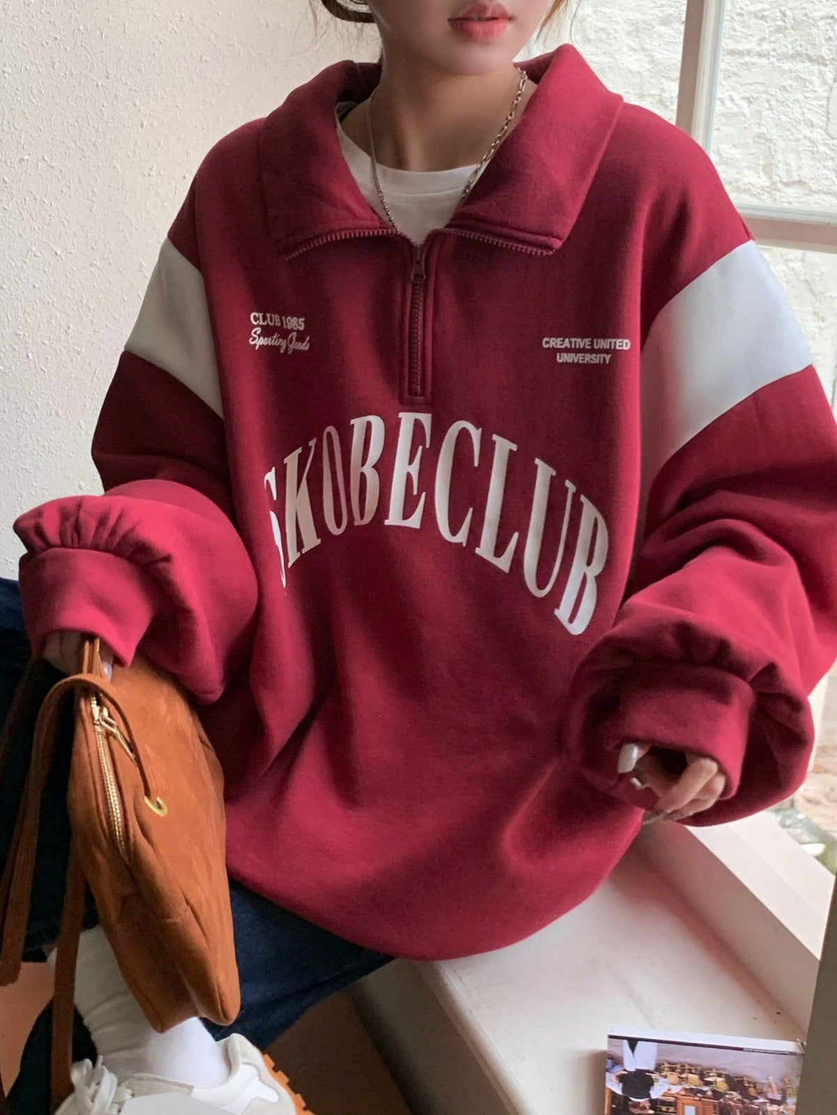 Sudadera casual de manga larga con cuello alto, estampada y de blocaje de color para mujer