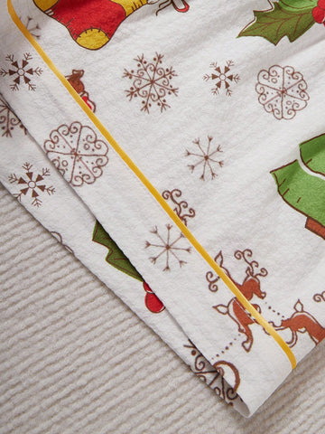 Pijama de pantalón corto con estampado navideño y manga corta