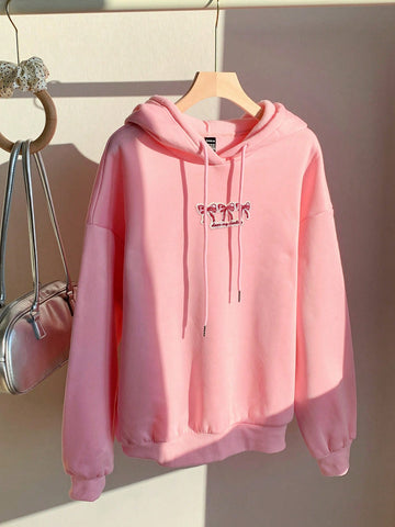 Sudadera con capucha de mujer con bordado de moño y letra, estilo suelto, con cordón, tela gruesa y cálida