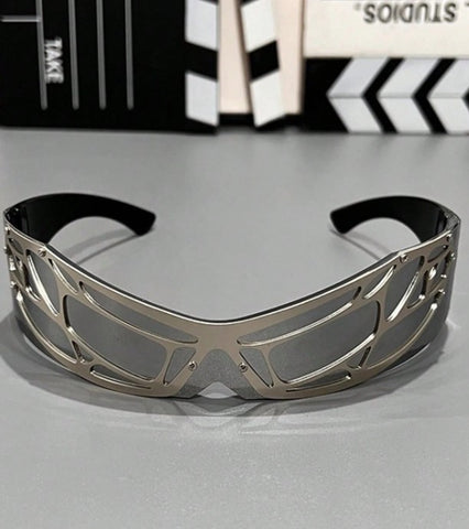 Gafas futuristas y ciberpunk estilo Y2K