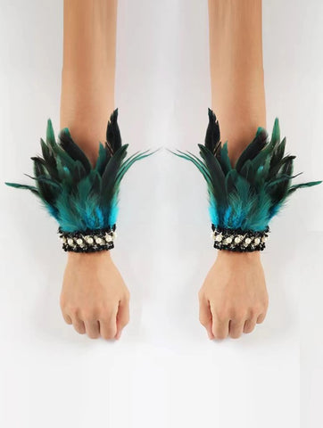 Accesorio para manos con diseño de pluma