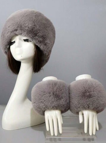 Gorro de punto de unicolor y puños de acrílico esponjoso, con ribete esponjoso