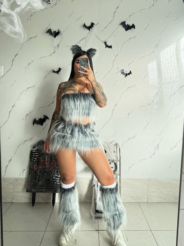 Disfraz Loba peluche (orejas, top, falda, polainas)