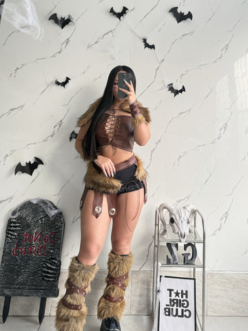 Disfraz vikinga exclusivo GZ (Chal, polainas,muñequeras, corset, falda, short, cinturón).