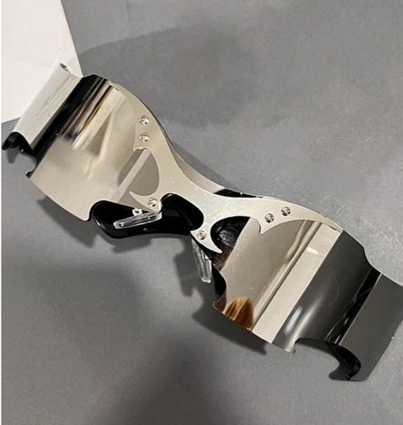 Gafas futuristas y ciberpunk estilo Y2K