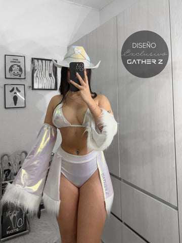 Disfraz vaquera diseño exclusivo GZ (top,panty,mangas,falda) con polainas cuesta $160.000