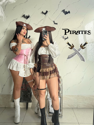 Disfraz pirata ref 02 (top, cinturilla, falda, short , liguero, anillos cabello)