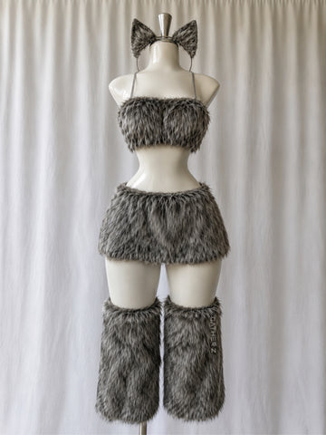 Disfraz Loba peluche (orejas, top, falda, polainas)