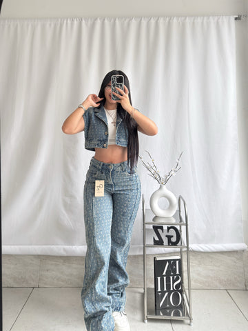 Set Sofi wide leg (horma pequeña) incluye camisa y jeans