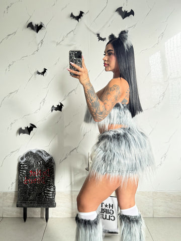 Disfraz Loba peluche (orejas, top, falda, polainas)