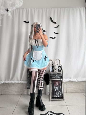 Disfraz Alicia en el país de las maravillas (vestido, medias, delantal)