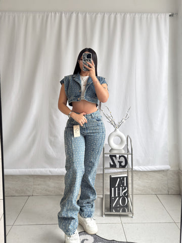 Set Sofi wide leg (horma pequeña) incluye camisa y jeans