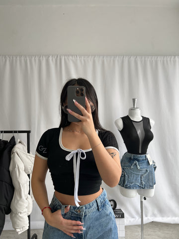 Camiseta con moño en rib