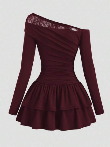 Vestido de licra con encaje