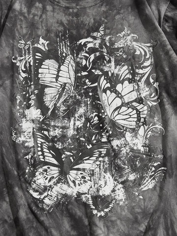 Camiseta de tie dye con estampado de mariposa