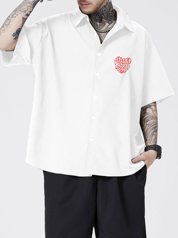 Camisa con estampado de slogan de hombros caídos