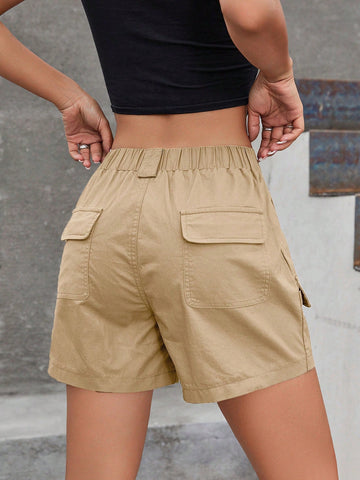 Shorts con bolsillo con solapa cargo