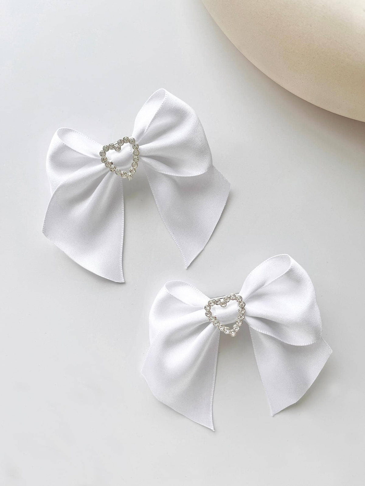 2 piezas Pinzas para el pelo con lazo en forma de corazón