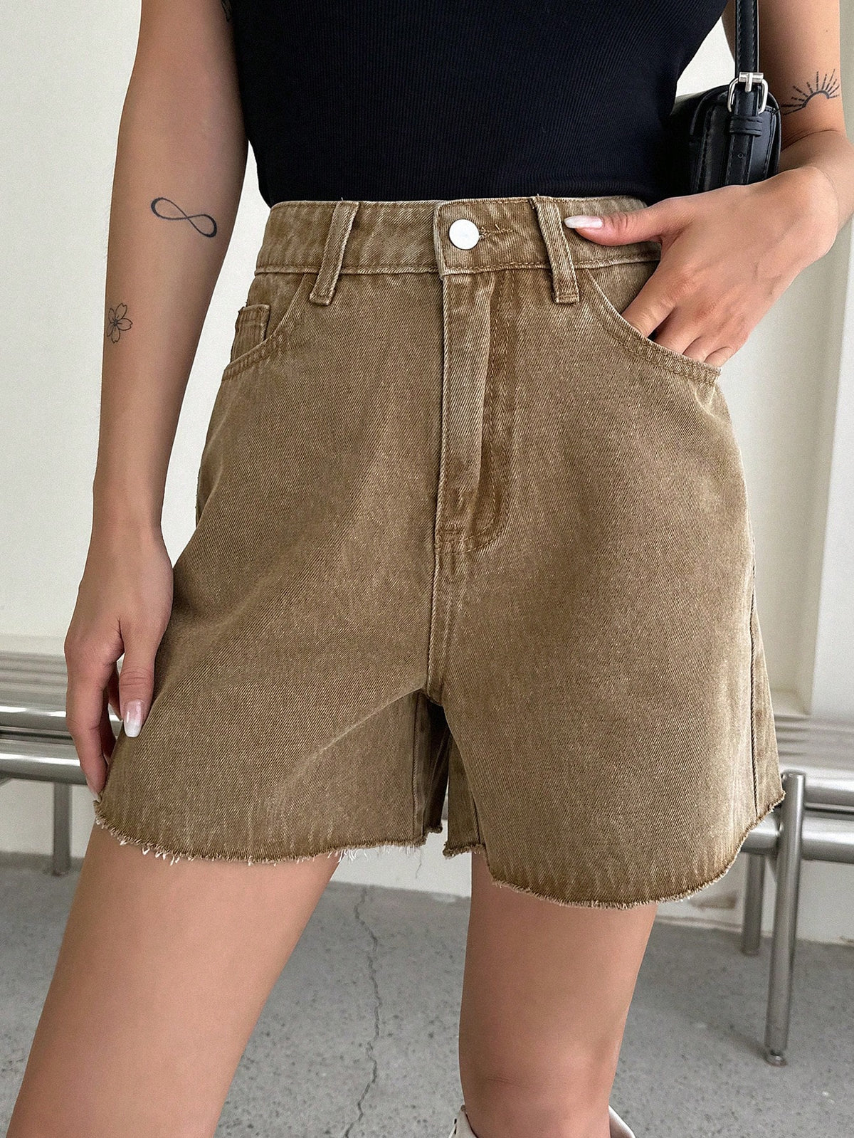 Shorts De Mezclilla Con Dobladillo Sin Procesar